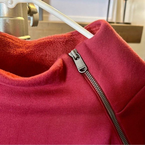 NWT - Athleta Cozy Karma Asym Pullover Sweatshirt Top Decadent Red 2XL - Picture 6 of 12